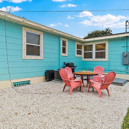 Quaint Gulfport Beach Bungalow St. Petersburg Exterior foto