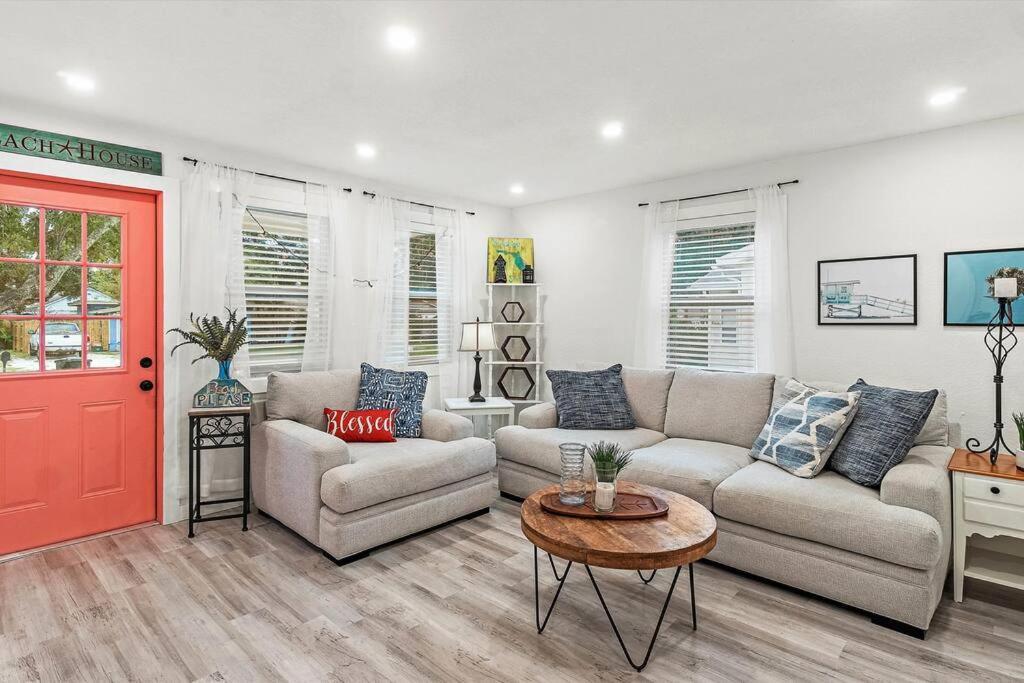 Quaint Gulfport Beach Bungalow St. Petersburg Exterior foto