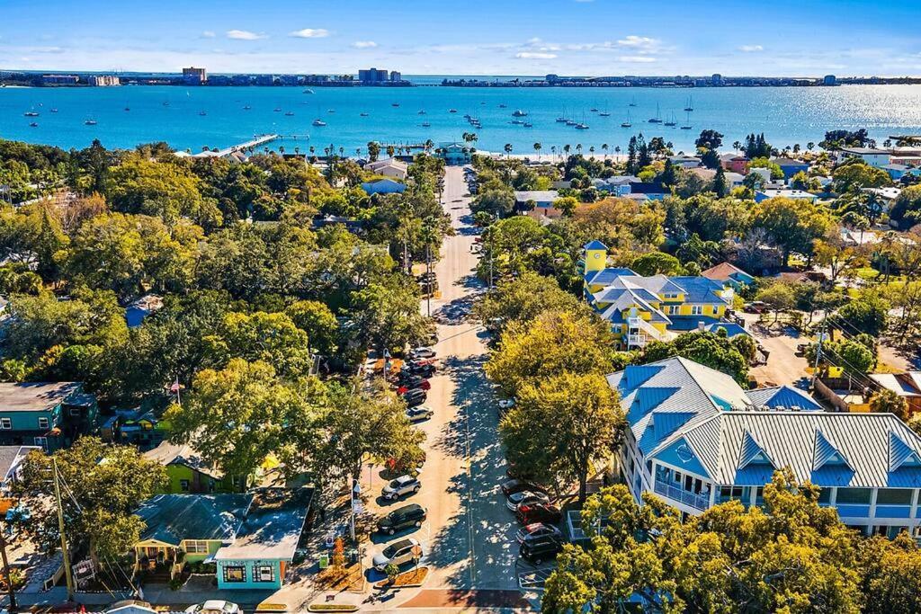 Quaint Gulfport Beach Bungalow St. Petersburg Exterior foto